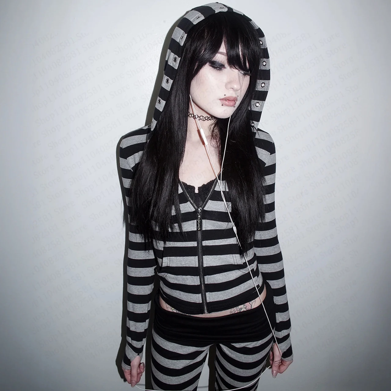 Emo Striped Hoodie Women's Y2K Gothic Zipper Hoodie Long Sleeve Harajuku Aesthetics Short Style Jacket Punk Street Set punk