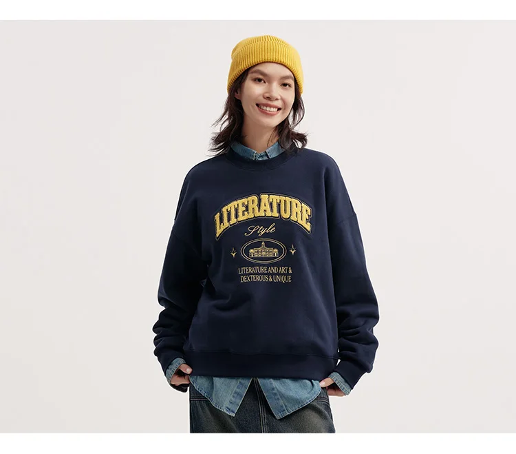 Semir Sweater Women Oversize Heating and Antibacterial 2024 New Winter Embroidered Fleece Top
