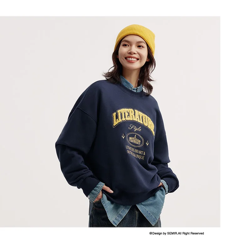 Semir Sweater Women Oversize Heating and Antibacterial 2024 New Winter Embroidered Fleece Top
