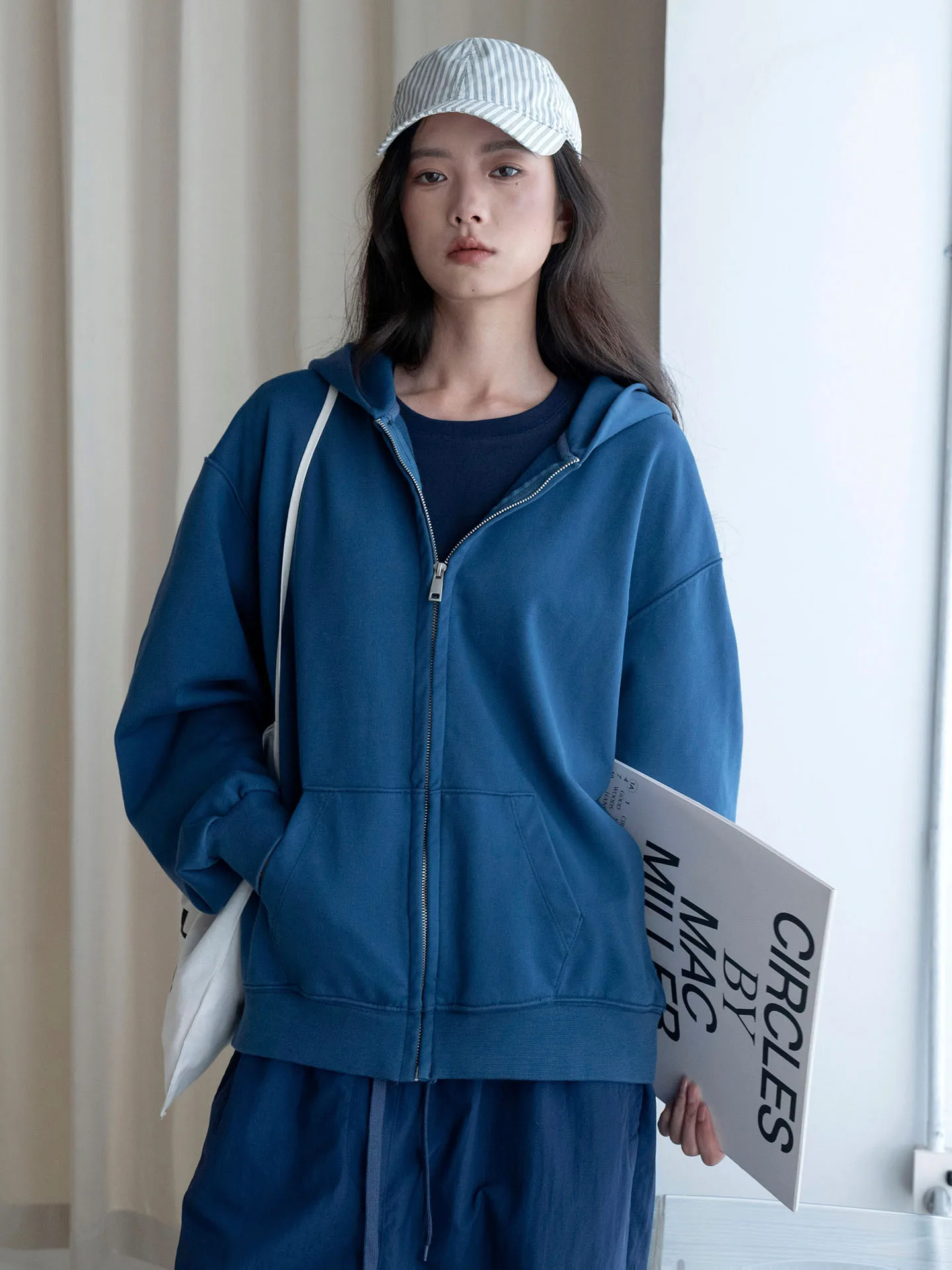Autumn new style simple and fashionable hooded zipper basic sweatshirt loose casual jacket for women