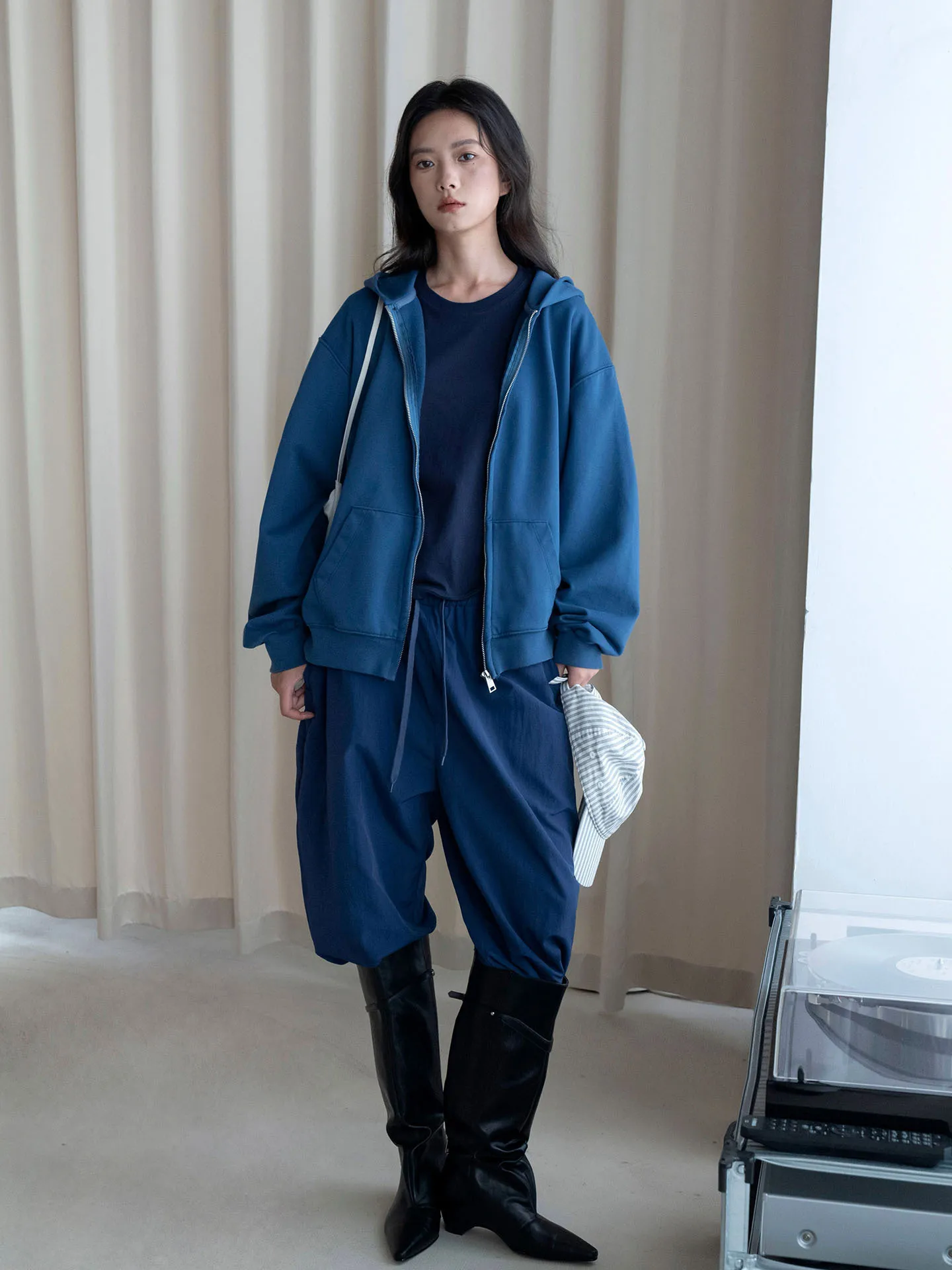 Autumn new style simple and fashionable hooded zipper basic sweatshirt loose casual jacket for women
