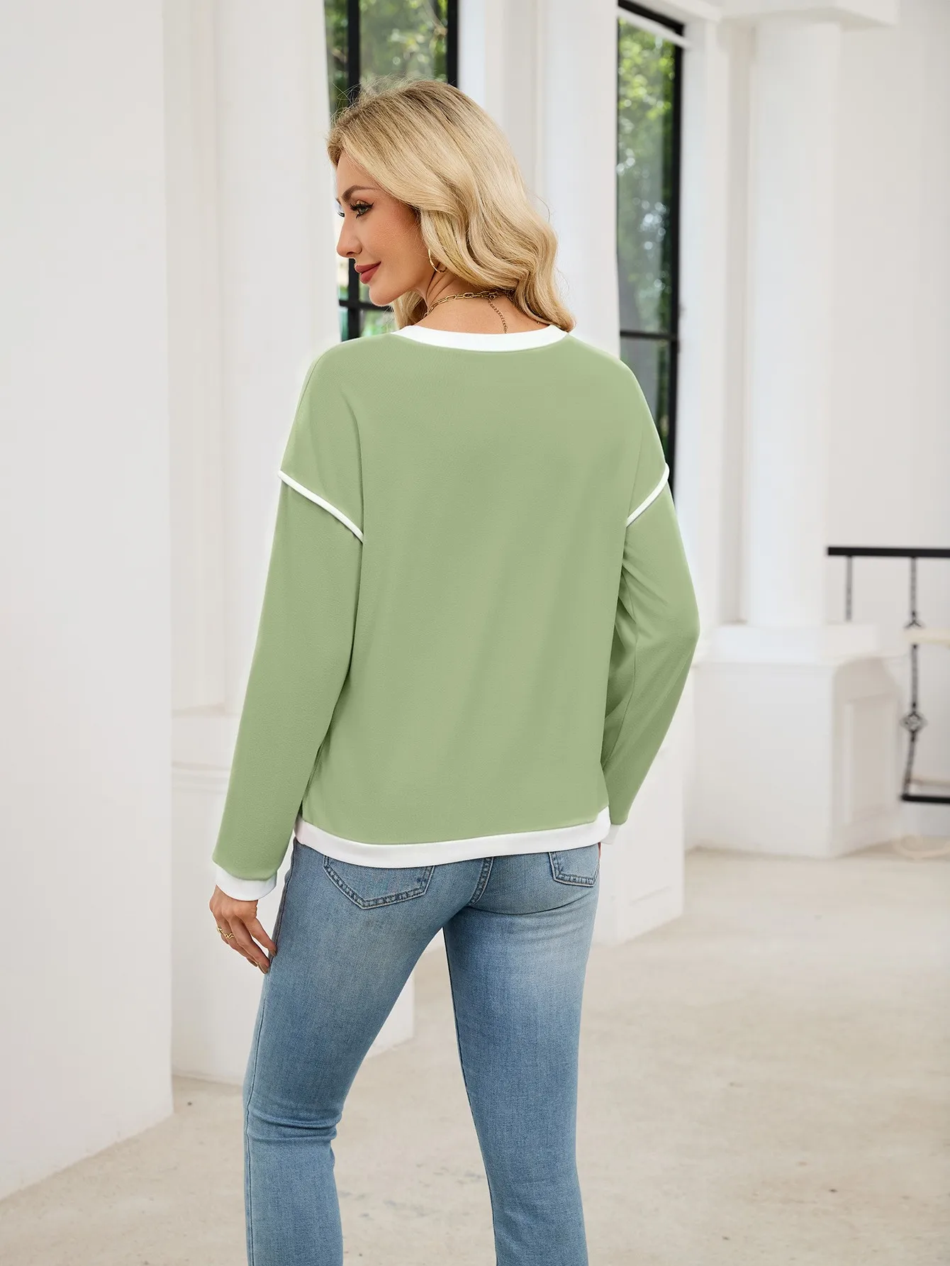 Casual Crew Neck Hoodie Loose Fit American and European Style with Long Sleeve Patchwork Regular Length Pullover for Women