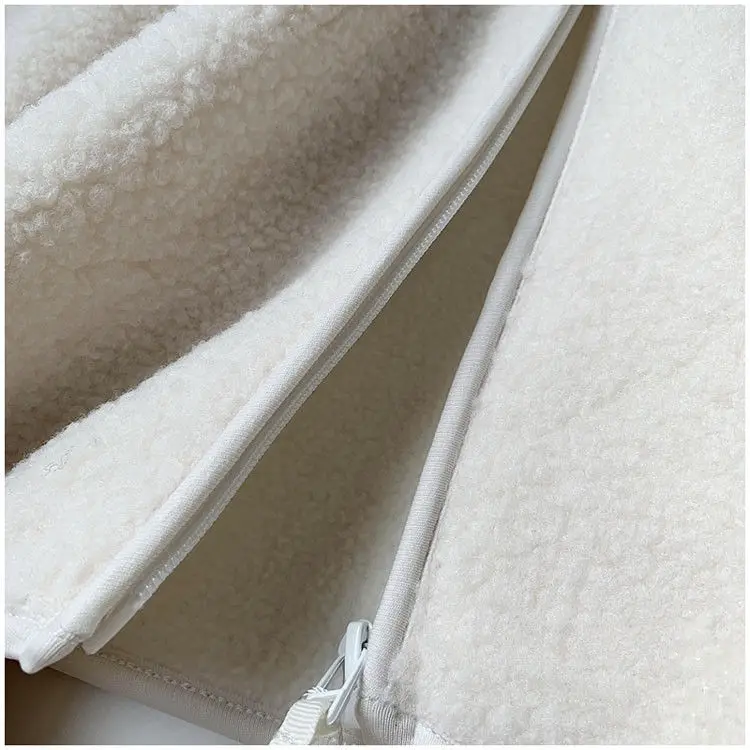 New Autumn Winter Imitation Lamb Wool Coat Women Warm Polar Fleece Thicken Hooded Short Outerwear Woman Loose Cardigan Tops