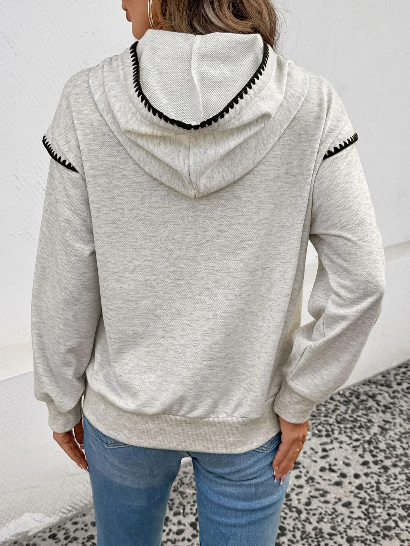 Women's Oversized Color Block Long Sleeve Hoodie Korean Style Contrast Trim Casual Sweatshirt with Black Rope Drawstring Front