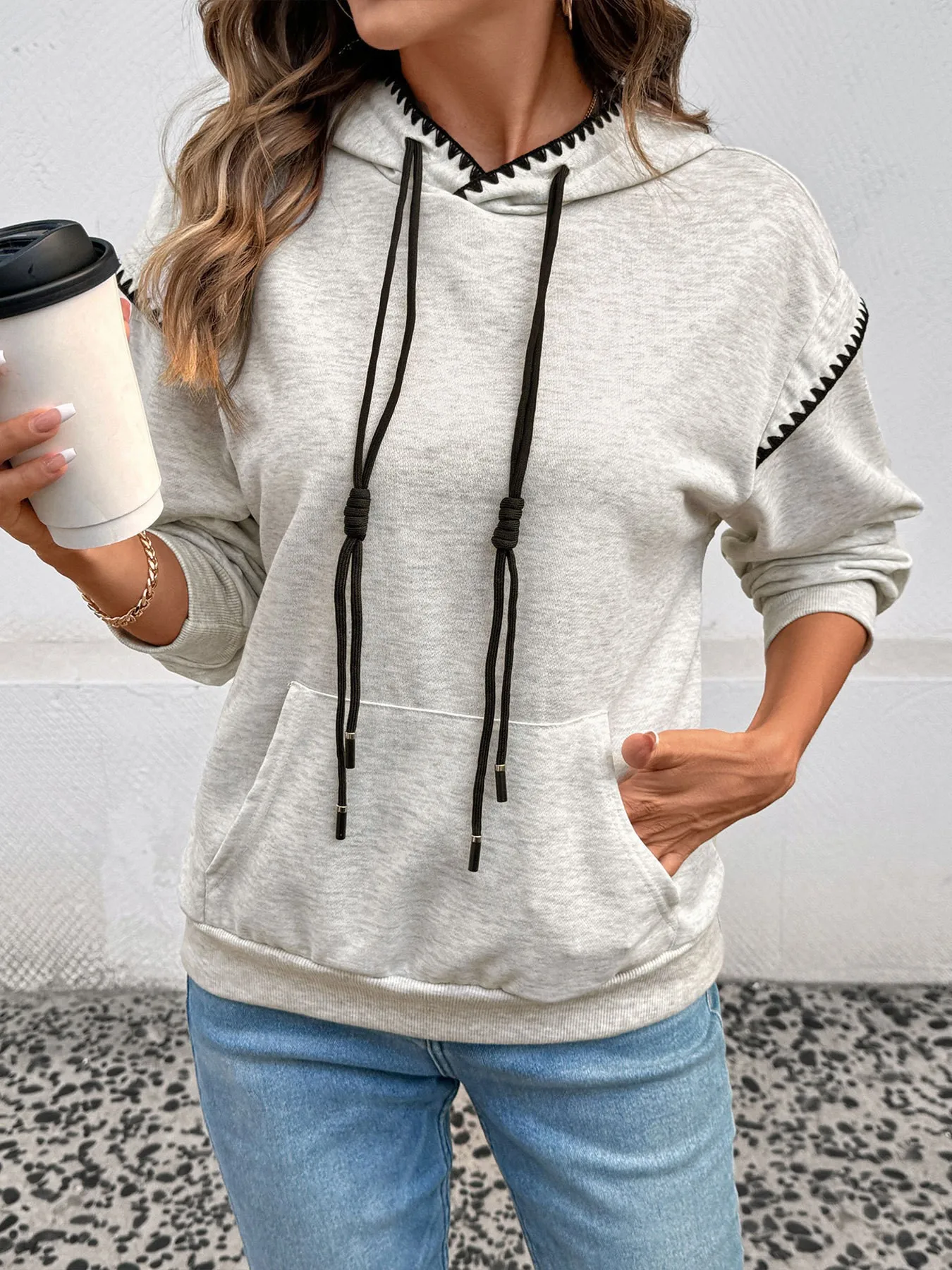 Women's Oversized Color Block Long Sleeve Hoodie Korean Style Contrast Trim Casual Sweatshirt with Black Rope Drawstring Front
