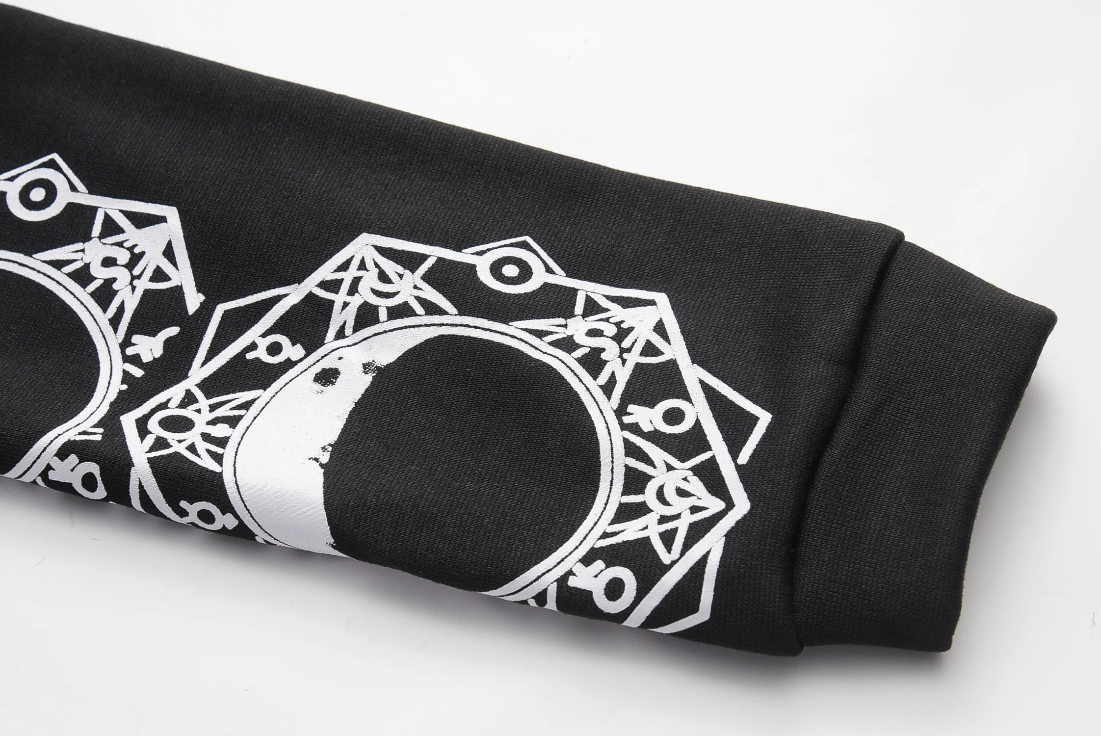 Hot Selling Black Punk Peng Hoodie with Moon Print Long Sleeved Hoodie
