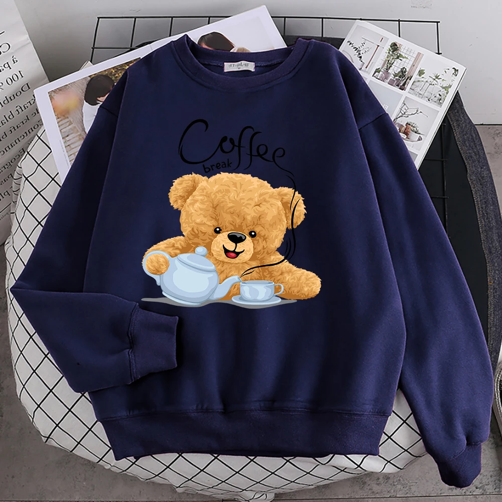 Street Casual Womens Sweatshirt Coffee Break Teddy Bear Making Coffee Print Hoodies Loose Soft Pullovers Crewneck Fleece Clothes