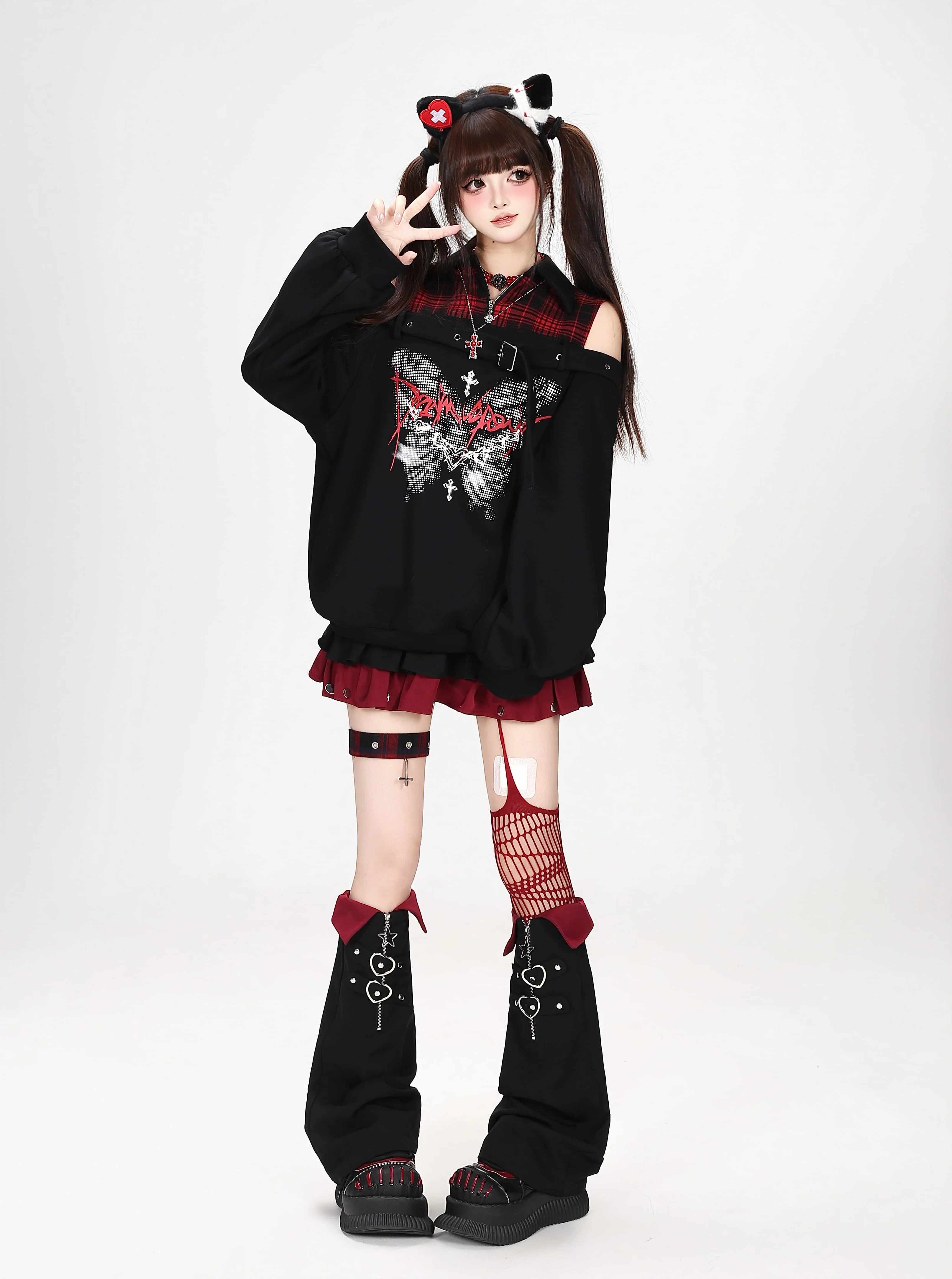 Original Subculture Sweet Cool Off-shoulder Long-sleeve Butterfly Print Plaid Patchwork Loose Sweatshirt for Women Autumn 2026