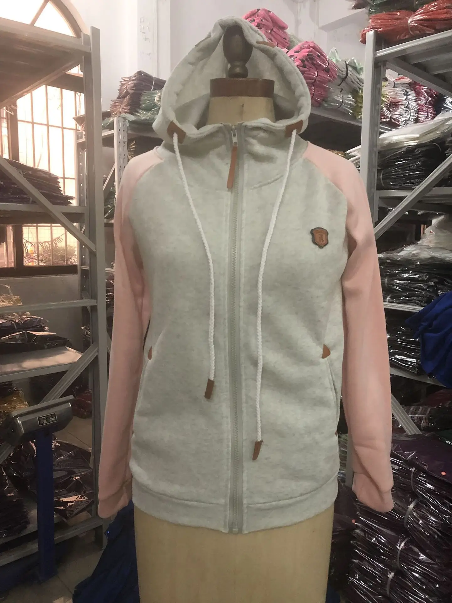 New 2026 Women's Casual Hoodies Jacket Zipper Mixed Colors Ladies' Coats Tops Casual Sweatshirt Hoodies Large Size Women Clothes