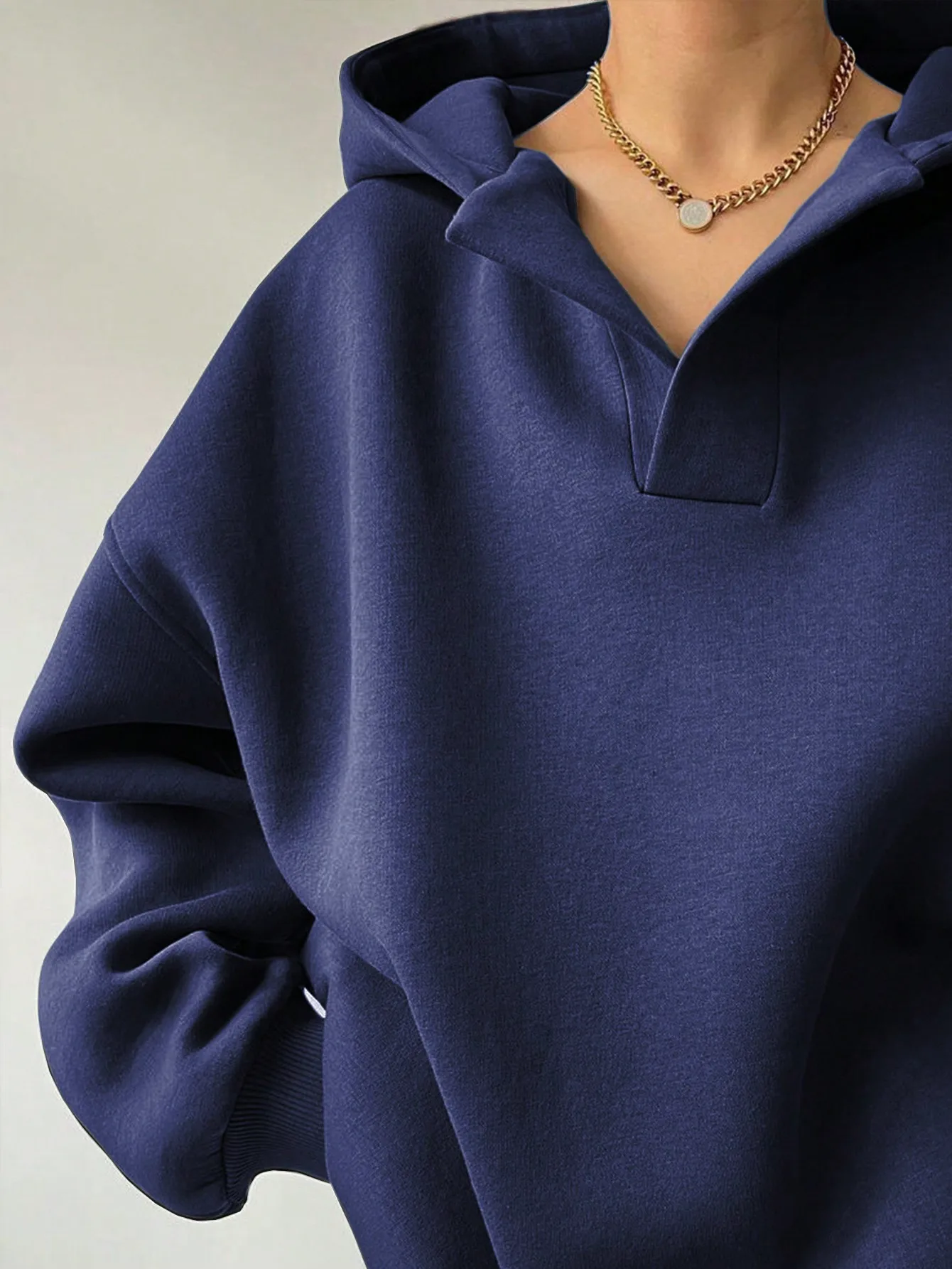 Loose Fit Hooded Hoodie Regular Length American and European Style with Single Pullover Regular Thickness Autumn Women Hoodie