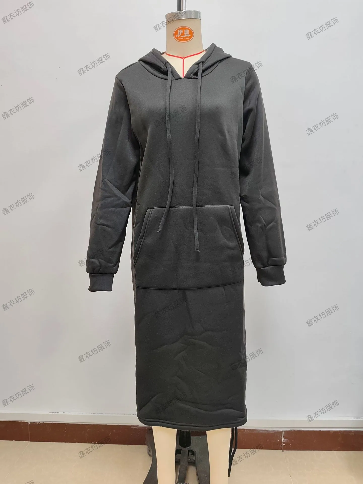 Hooded Pocket Loose Fit Commute Style Hoodie with Long Sleeve Long Length Regular Thickness Pullover Winter Women Hoodie