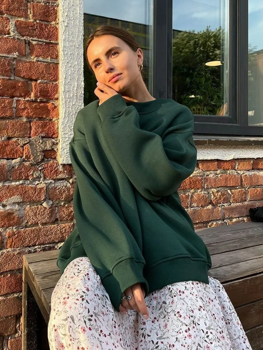 Loose Fit Pullover Hoodie Mid Length Streetwear with No Closure Regular Sleeve Regular Thickness Long Sleeve Women Sweatshirts