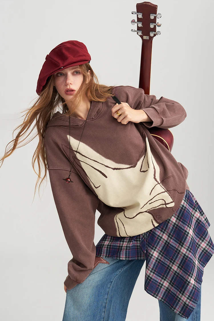 ELFSACK Women's Vintage Oversized Hoodie with Fox Graphic Print, Casual Long Sleeve Top for Daily Wear