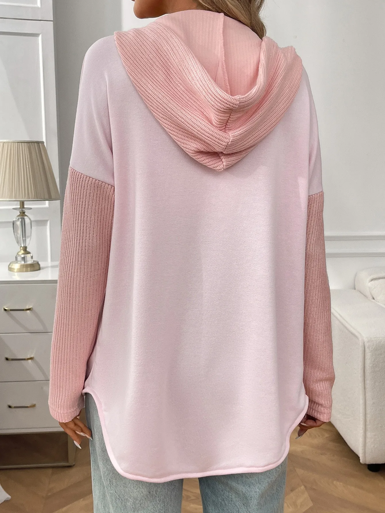 Casual Hooded Hoodie with Loose Fit Mid Length Regular Sleeve American and European Style Streetwear Long Sleeve Women Hoodie