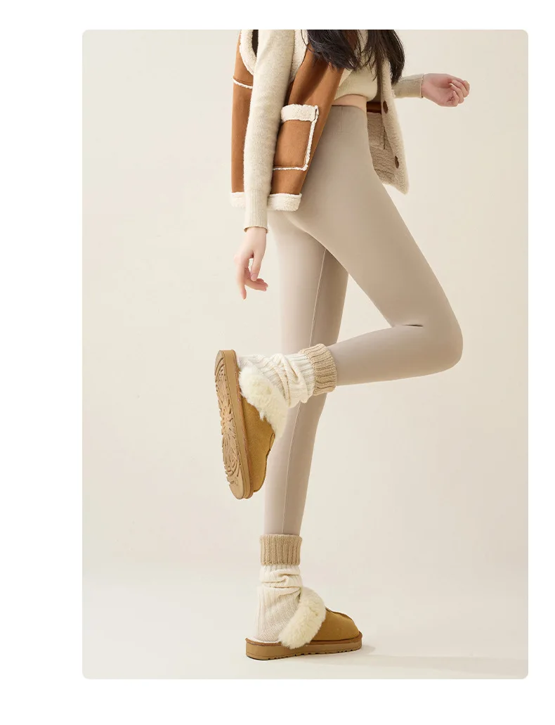New Winter Thermal Fleece Lined Leggings Women's Outdoor Wear Thickened Plush Trousers Cold Weather Warm Pants Woman Clothing