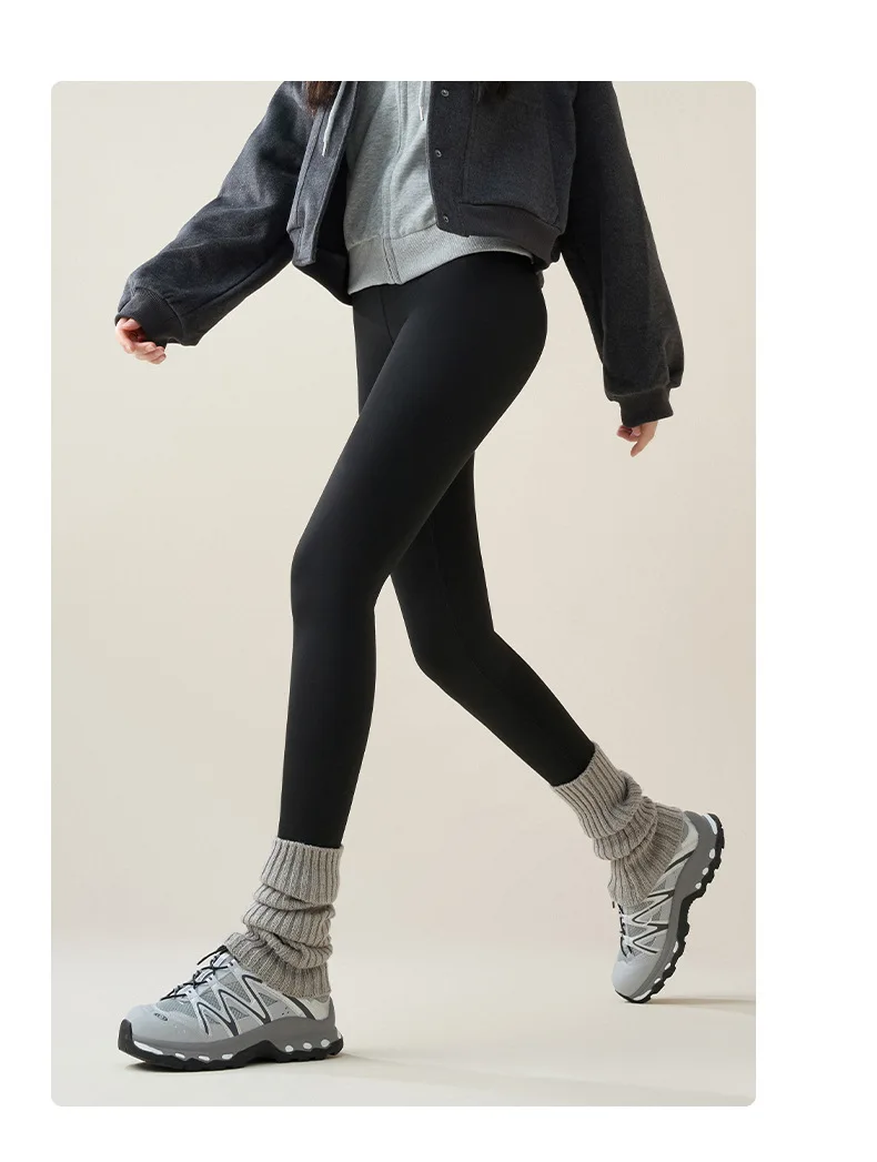 New Winter Thermal Fleece Lined Leggings Women's Outdoor Wear Thickened Plush Trousers Cold Weather Warm Pants Woman Clothing