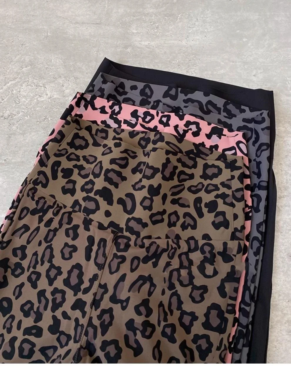 BIVIGAOS Spring Summer Leopard Print Flared Leggings Women Sharkskin High Waist Tight Sport Pilates Sexy Fitness Horseshoe Pants