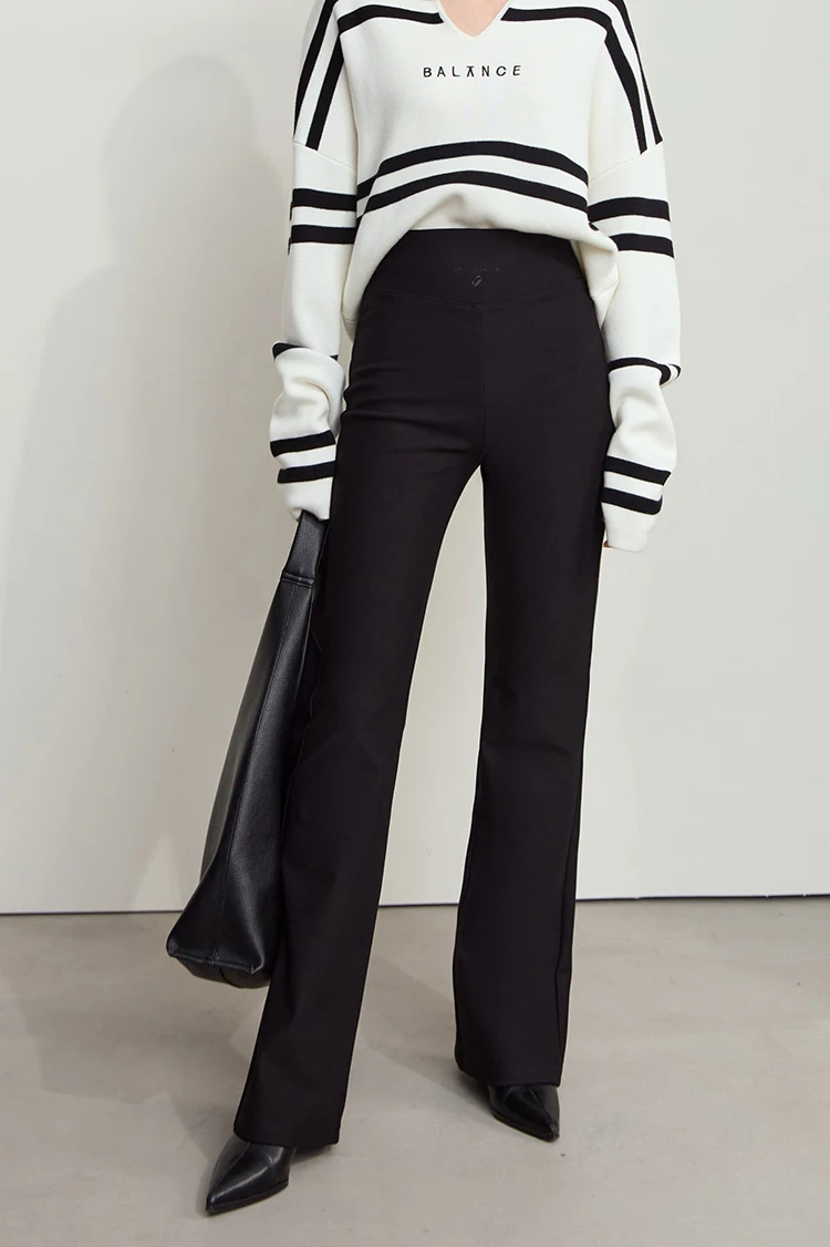 AMII Minimalist Casual Comfortable Flared Leggings for Women Embroidered Fleece Slimming Black Pant Lady 2024 Winter 12424095
