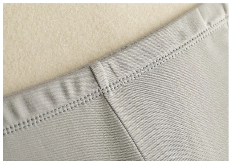 2025 Women's Fashion Autumn and Winter Clothing 23% Natural Mulberry Silk Slim Fit Breathable Hip Lifting Elastic Leggings