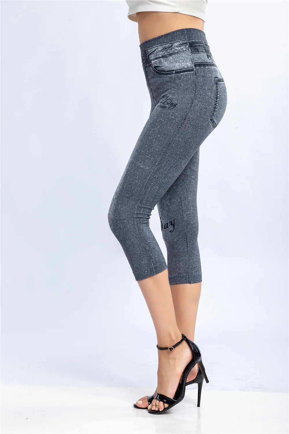 Women Plus Size Leggings Imitation Cropped Trousers 2025 New Mock Pocket Pants Slim Jeggings Denim Skinny