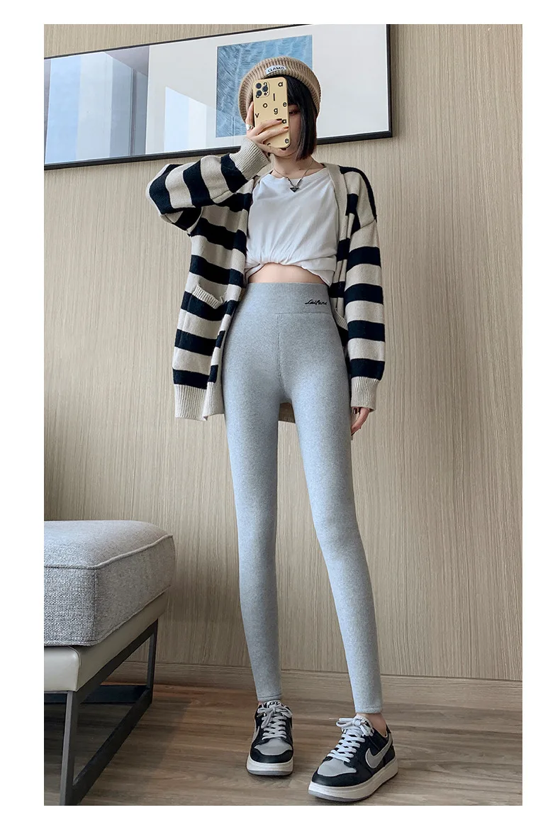 Plus Size High Waisted Fleece Lined Leggings Women Cloudlike Soft Thermal Pants Winter Thickened Warm Cotton Pants Wear Alone