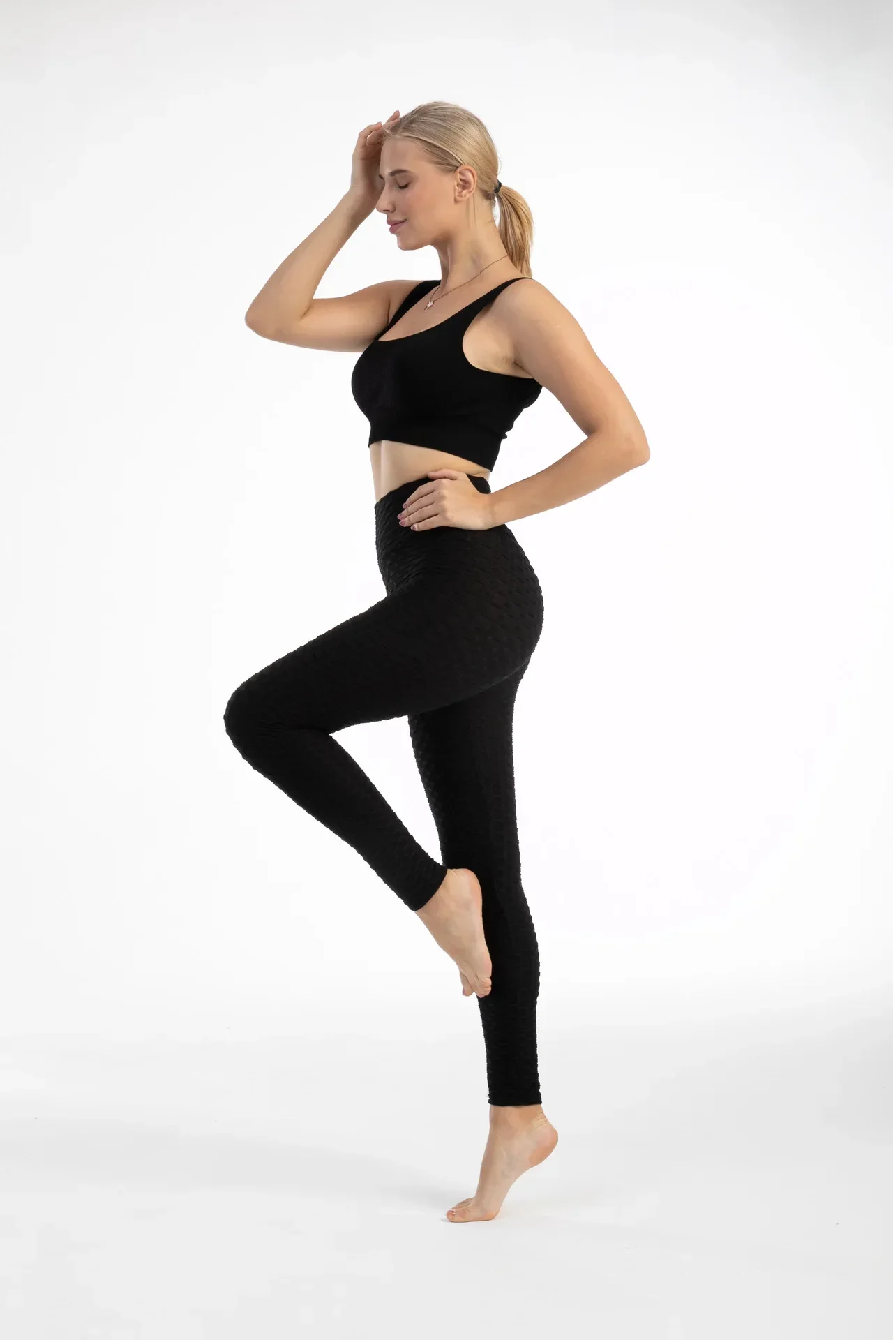 Female Seamless Elastic Bubble Pants Sexy Slim Tights Outdoor Jogging Walking High Waist Hip Liftting Fashion Yoga Leggings