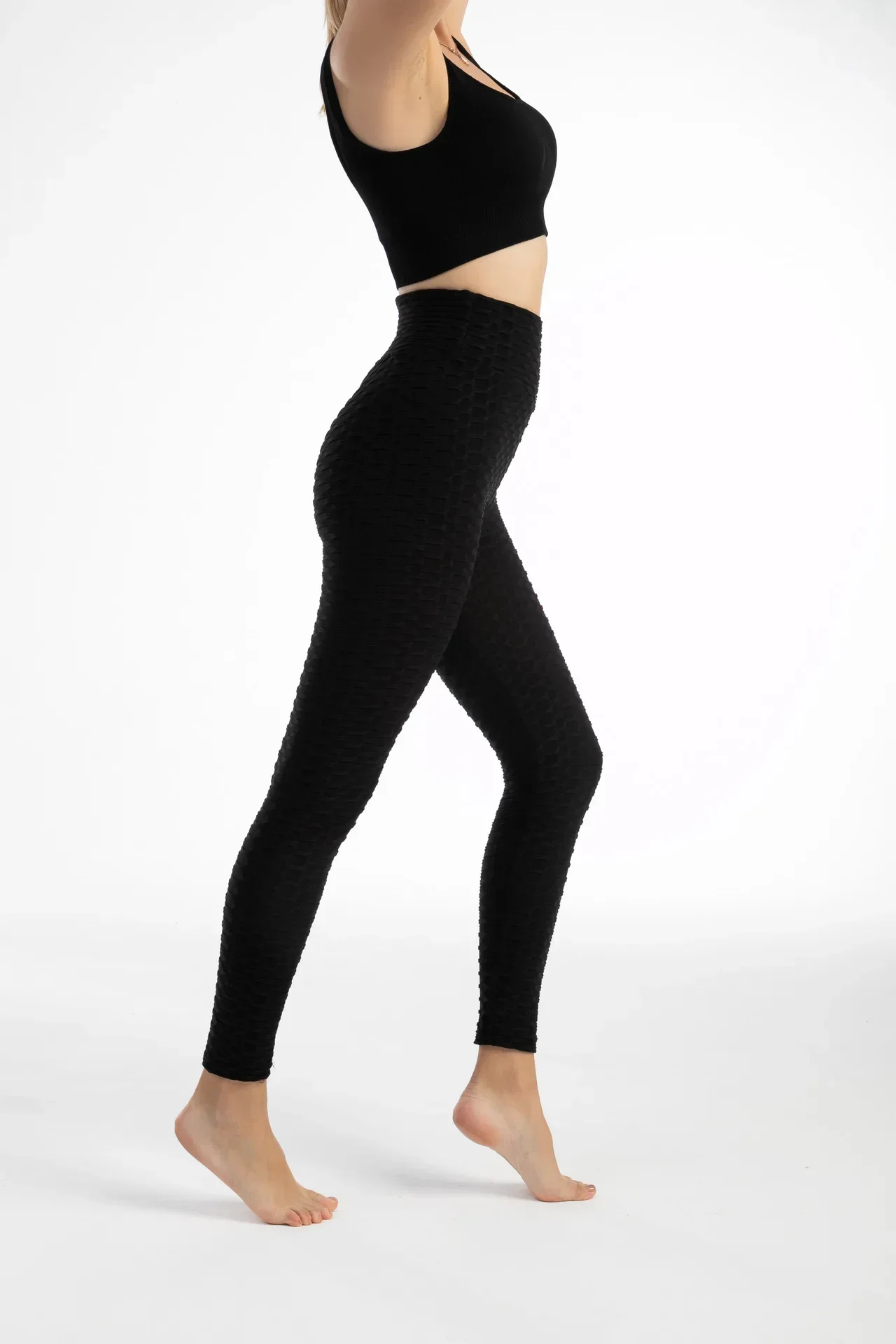 Female Seamless Elastic Bubble Pants Sexy Slim Tights Outdoor Jogging Walking High Waist Hip Liftting Fashion Yoga Leggings