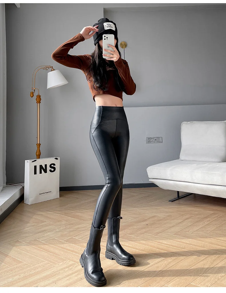BIVIGAOS Letter Graffiti Leather Leggings Women Autumn Winter Slim Fleece Warm Leggings Gothic Motorcycle Leather Pencil Pants