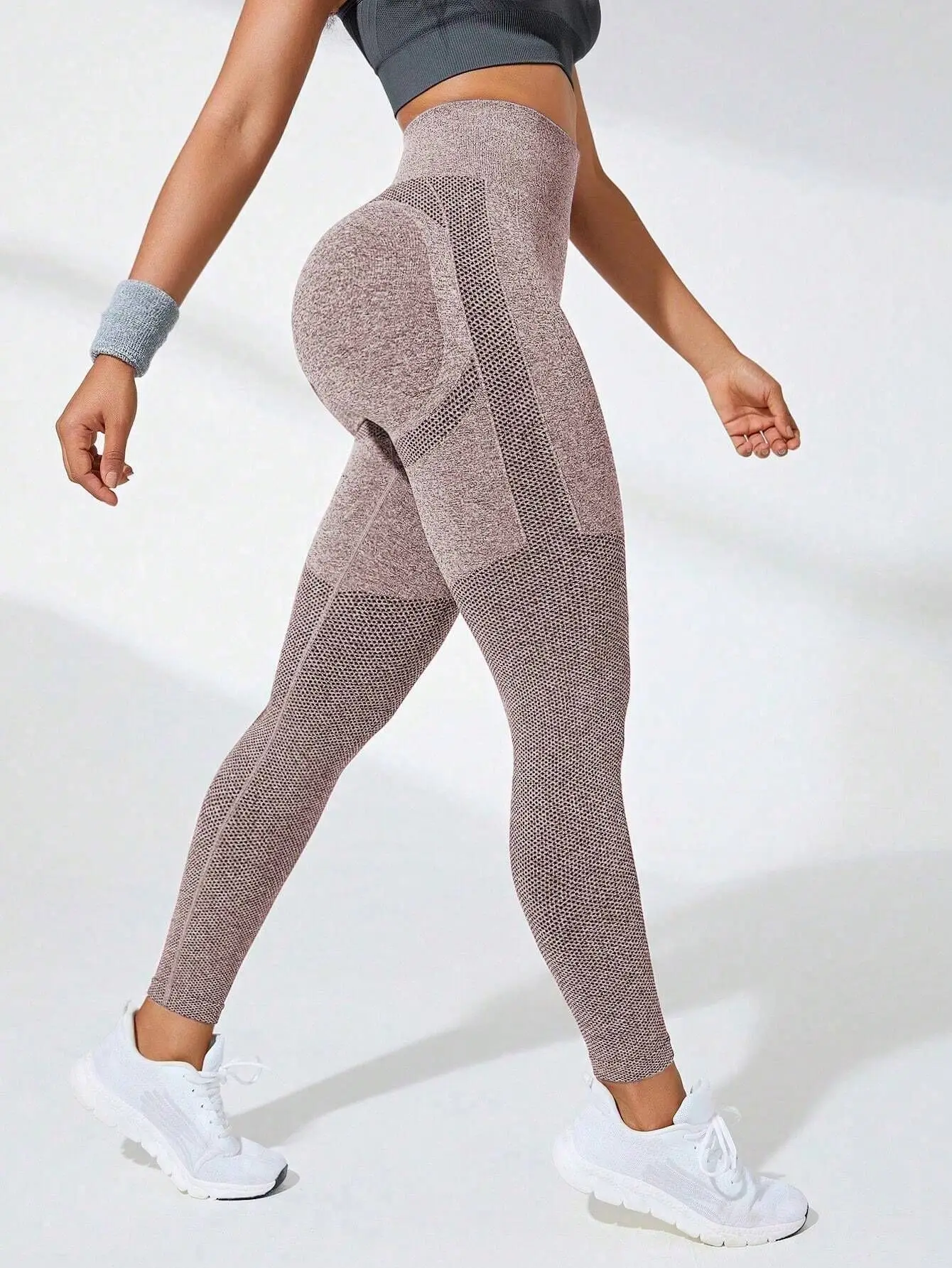 Women High Waist Sports Leggings Seamless Yoga Pants High Elastic Hip Liftting Workout Running Breathable Yoga Fitness Leggings