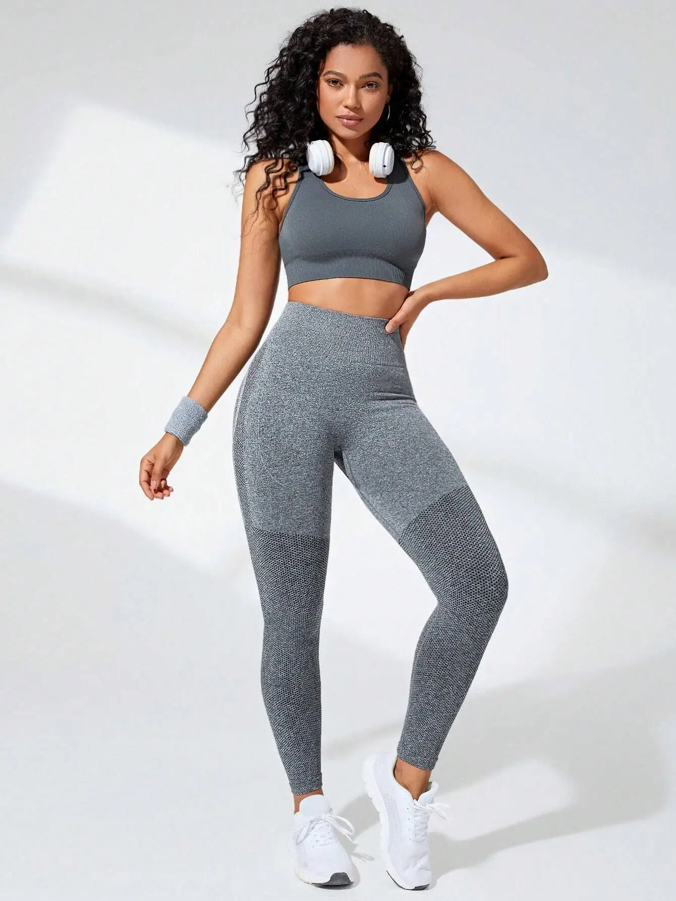 Women High Waist Sports Leggings Seamless Yoga Pants High Elastic Hip Liftting Workout Running Breathable Yoga Fitness Leggings