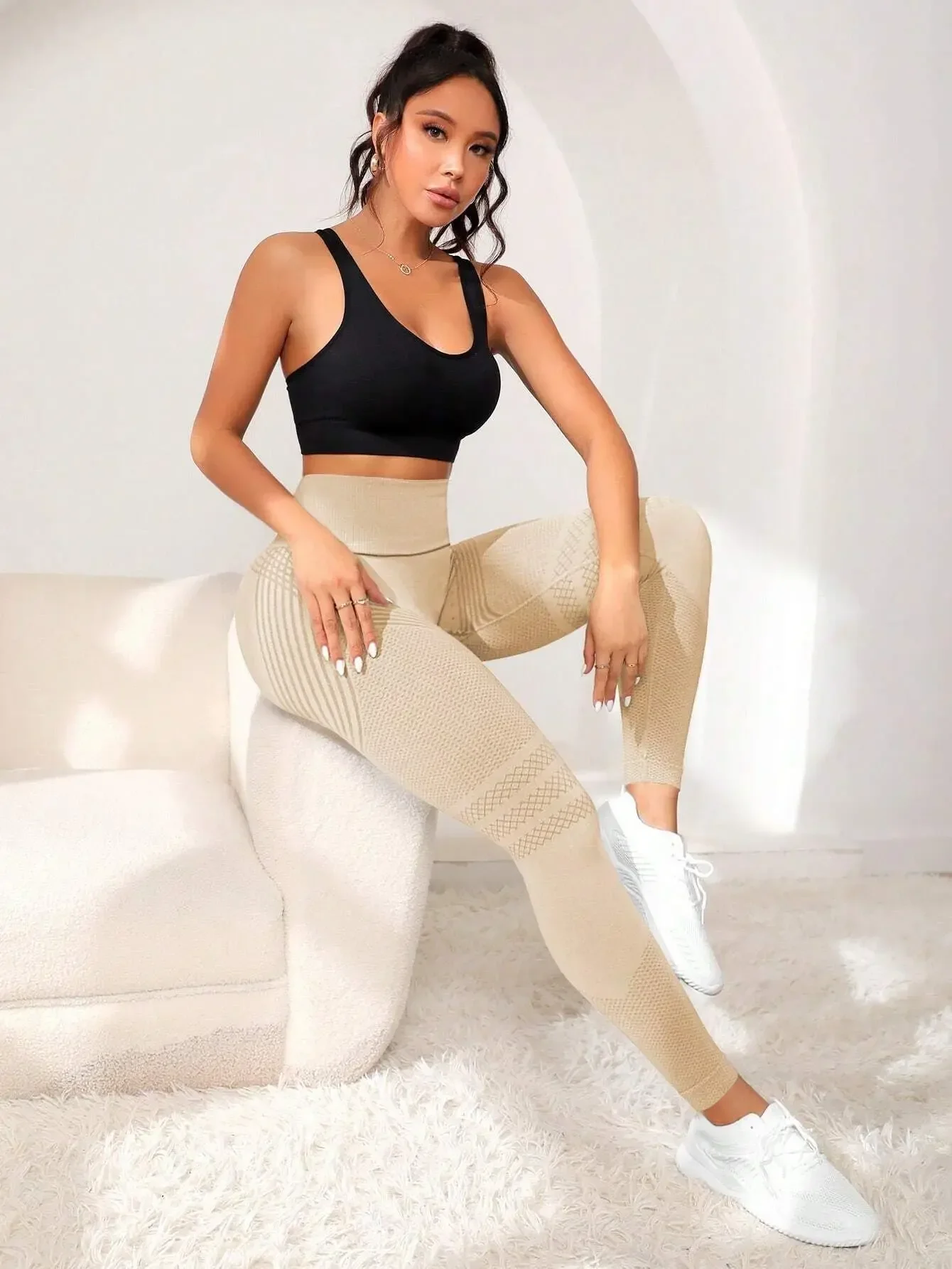 Knited Seamless Leggings Women Sports High Waist Tights Gym Trainning Running Stretchy Hip Lift Leggings Yoga Fitness Pants