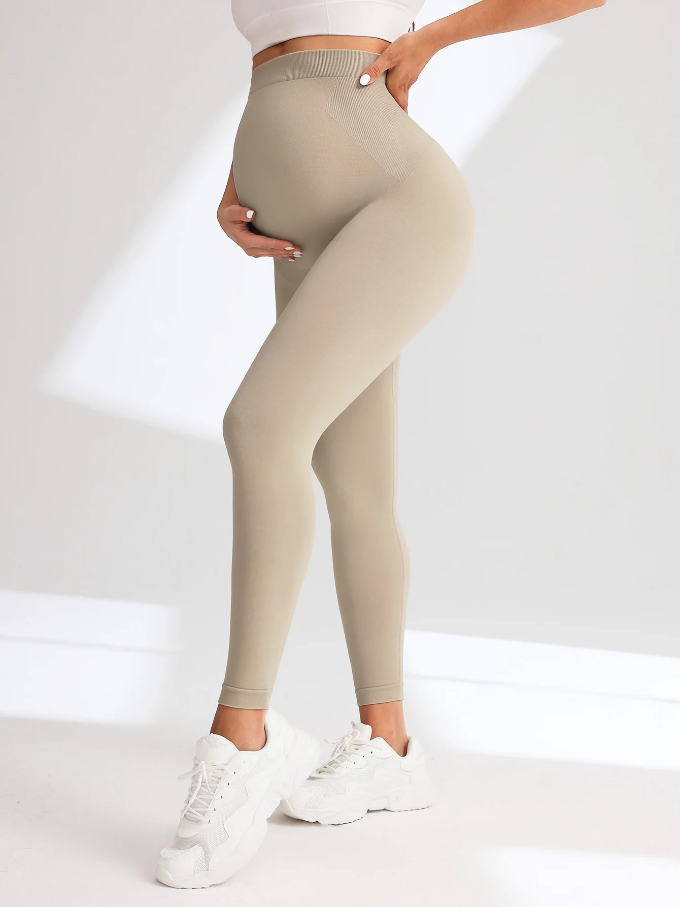 New Seamless Knited Yoga Pants High Waist Pregnancy Leggings Maternity Clothes for Pregnant Women Belly Support Body Long Pants