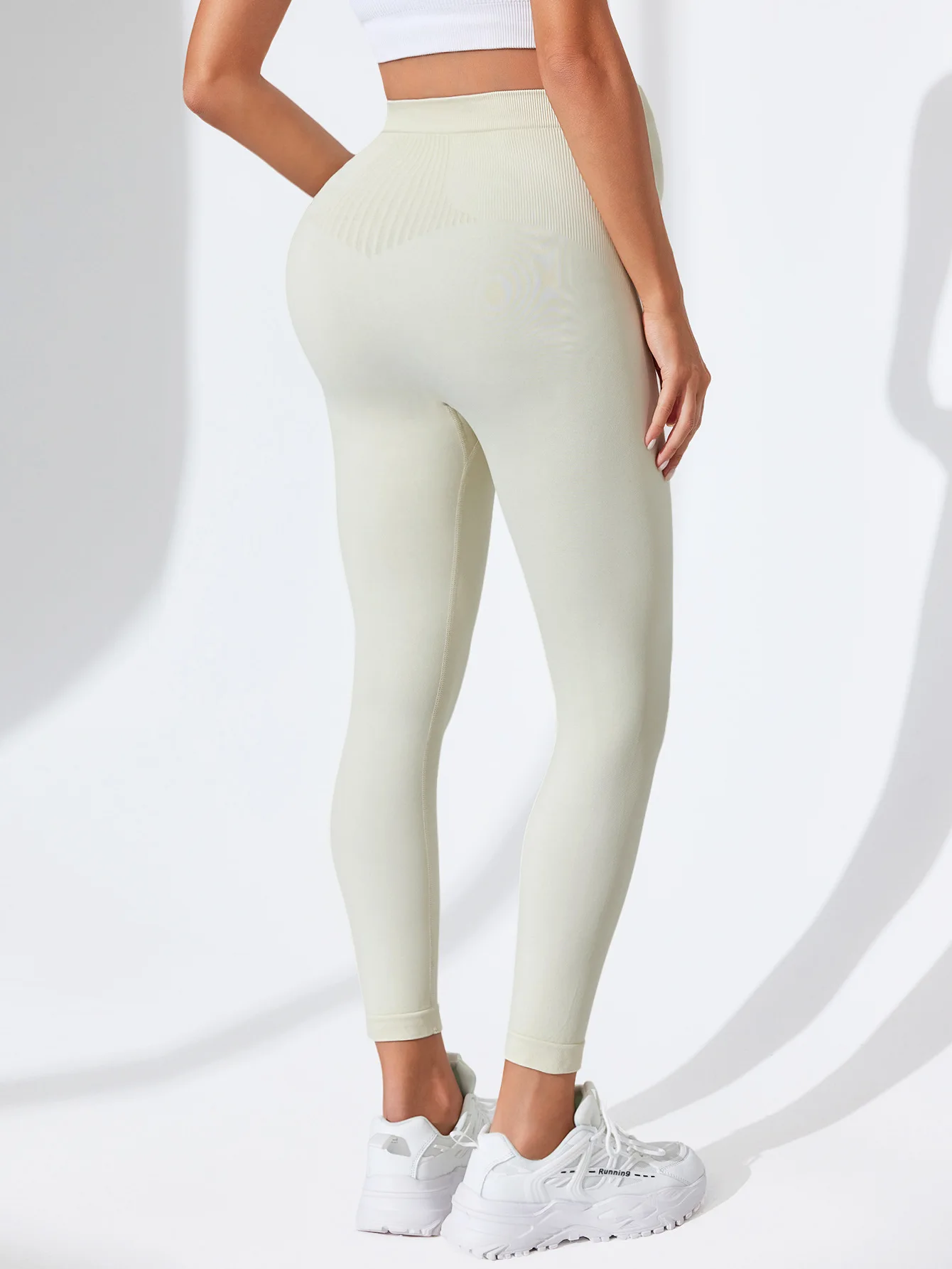 New Seamless Knited Yoga Pants High Waist Pregnancy Leggings Maternity Clothes for Pregnant Women Belly Support Body Long Pants
