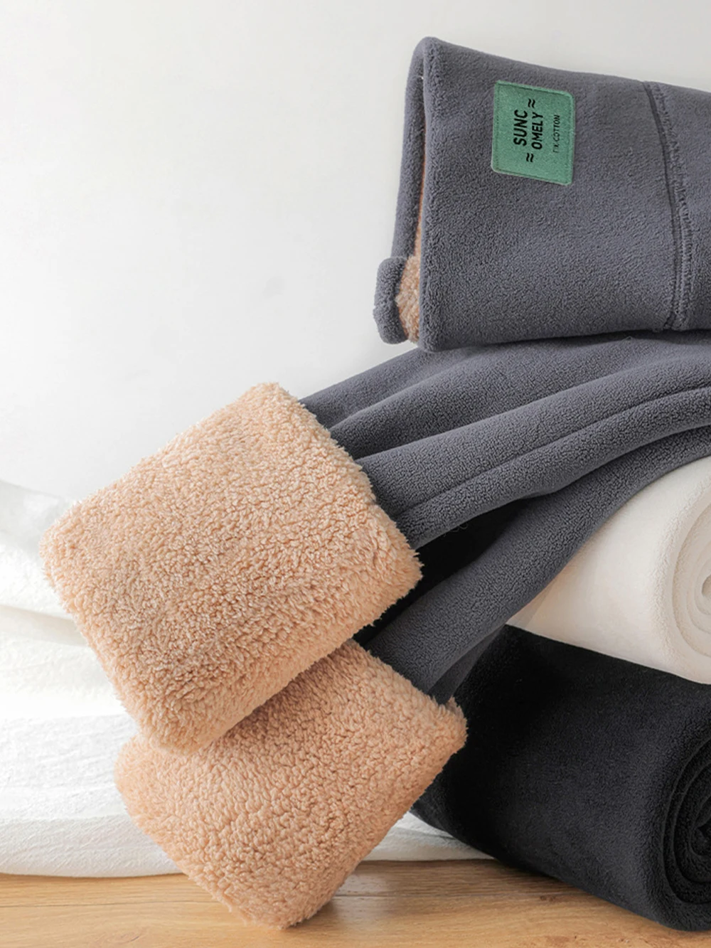 Women Winter Thicken Warm Leggings Thermal Fleece Lined Pants High Waist Thermos Tights Pants For Cold Weather