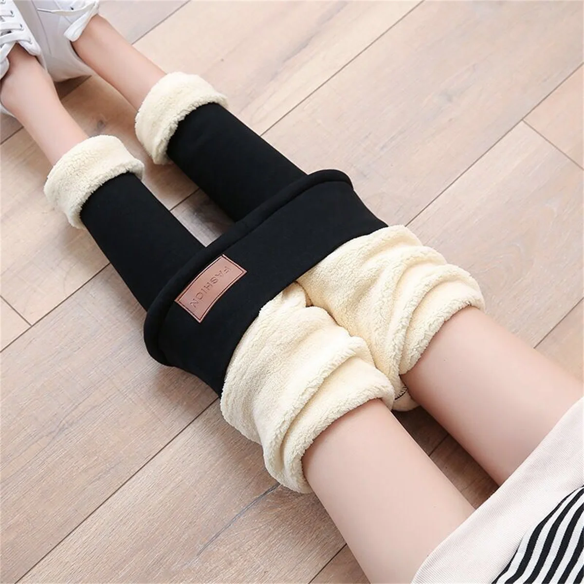 Women Winter Plus Velvet Stretch Leggings High Waist Warm Fleece Lined Velvet Keep Warm Pants Black Casual Thick Winter Leggings