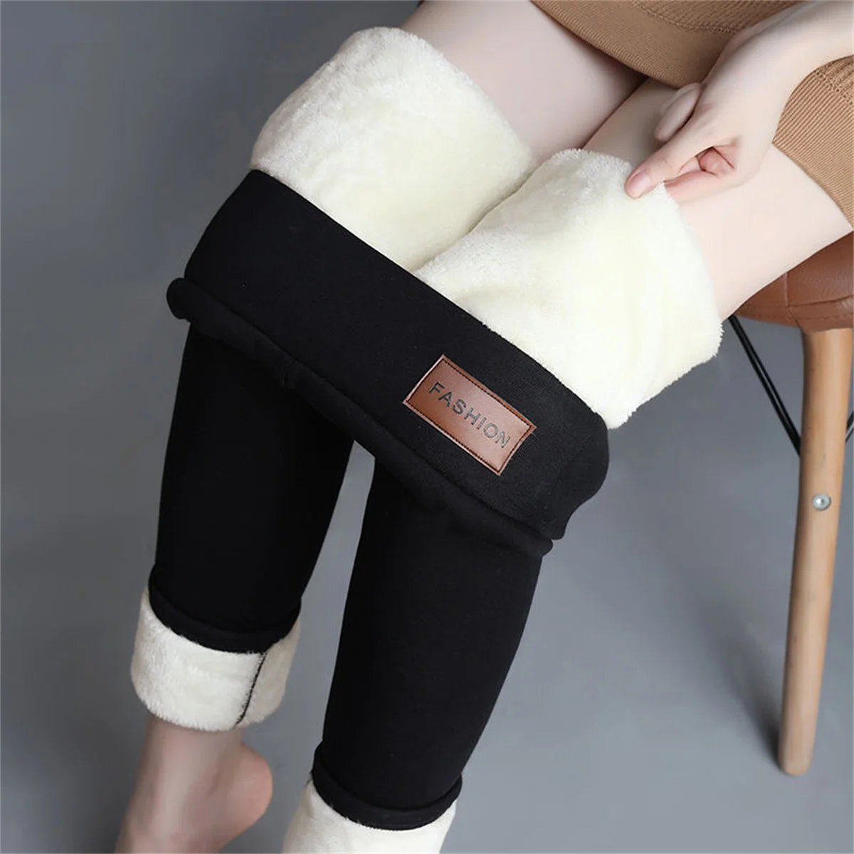 Women Winter Plus Velvet Stretch Leggings High Waist Warm Fleece Lined Velvet Keep Warm Pants Black Casual Thick Winter Leggings