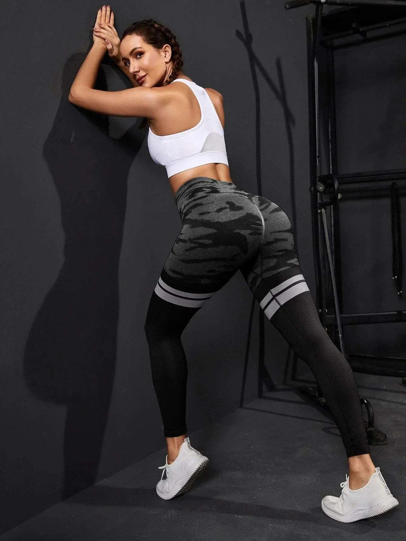Striped Camo Leggings Women Seamless Knit Tights High Waist Hip Liftting Workout Running Fashion Slim Yoga Fitness Yoga Pants