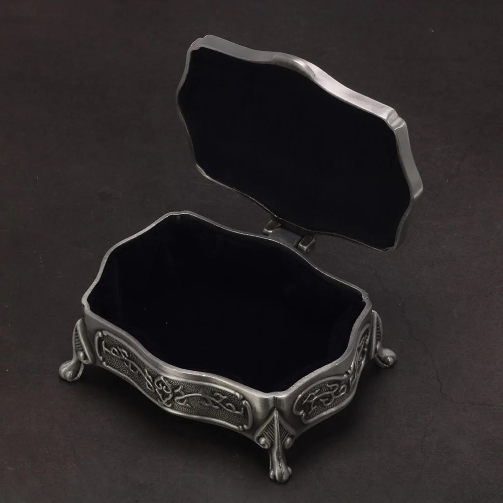 Vintage Alloy Jewelry Box Casket and Heart Shaped 9*7*4.5cm 6*6*3cm For Rings Pendants Necklace Gift Boxes