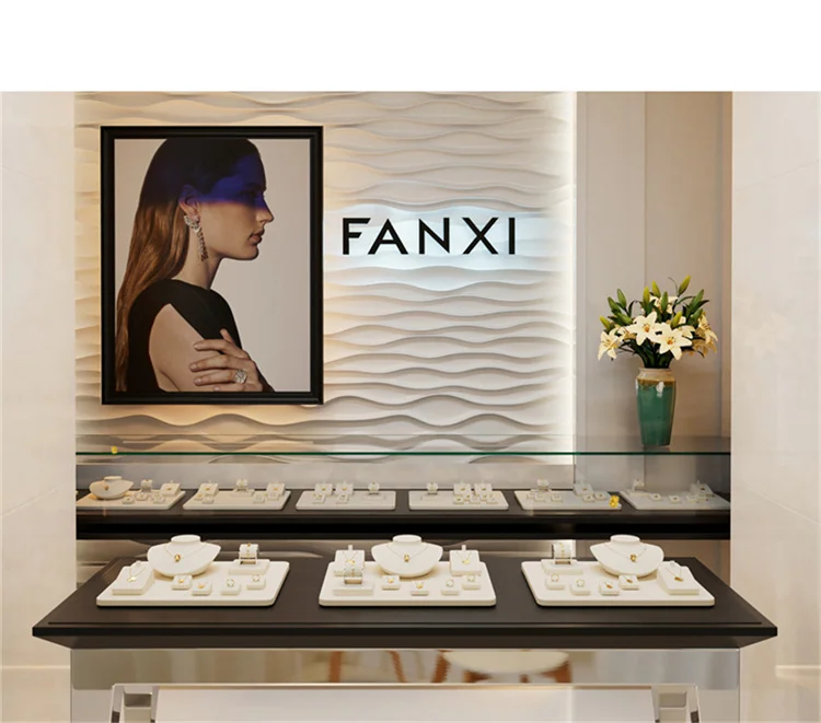 WoodTen Beige Jewelry Display Prop for Ring Bracelets Portrait Chest Necklaces Store Exhibition Microfiber Jewelry Display Stand