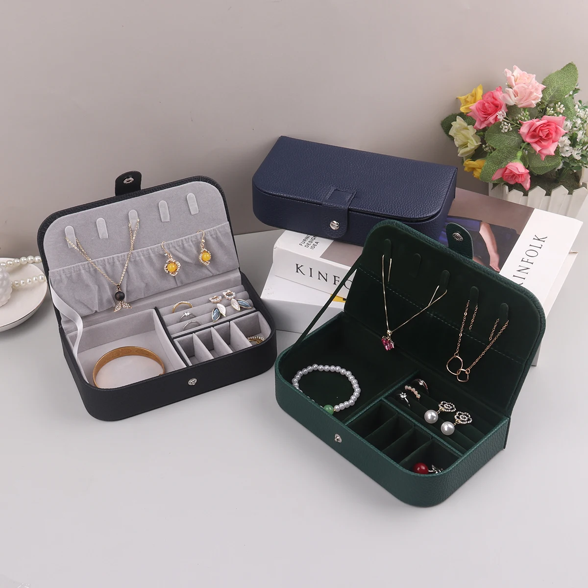 2024 Portable Jewelry Box Jewelry Organizer Display Travel Jewelry Case Boxes Button Leather Storage Chenille Jewelers Joyero