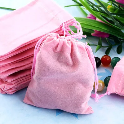 100Pcs 7x9cm Velvet Drawstring Pouch Jewelry Bags New Year Birthday Xmas Party Ball Gift Bags pochette cadeau sachet bonbon