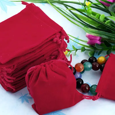 100Pcs 7x9cm Velvet Drawstring Pouch Jewelry Bags New Year Birthday Xmas Party Ball Gift Bags pochette cadeau sachet bonbon