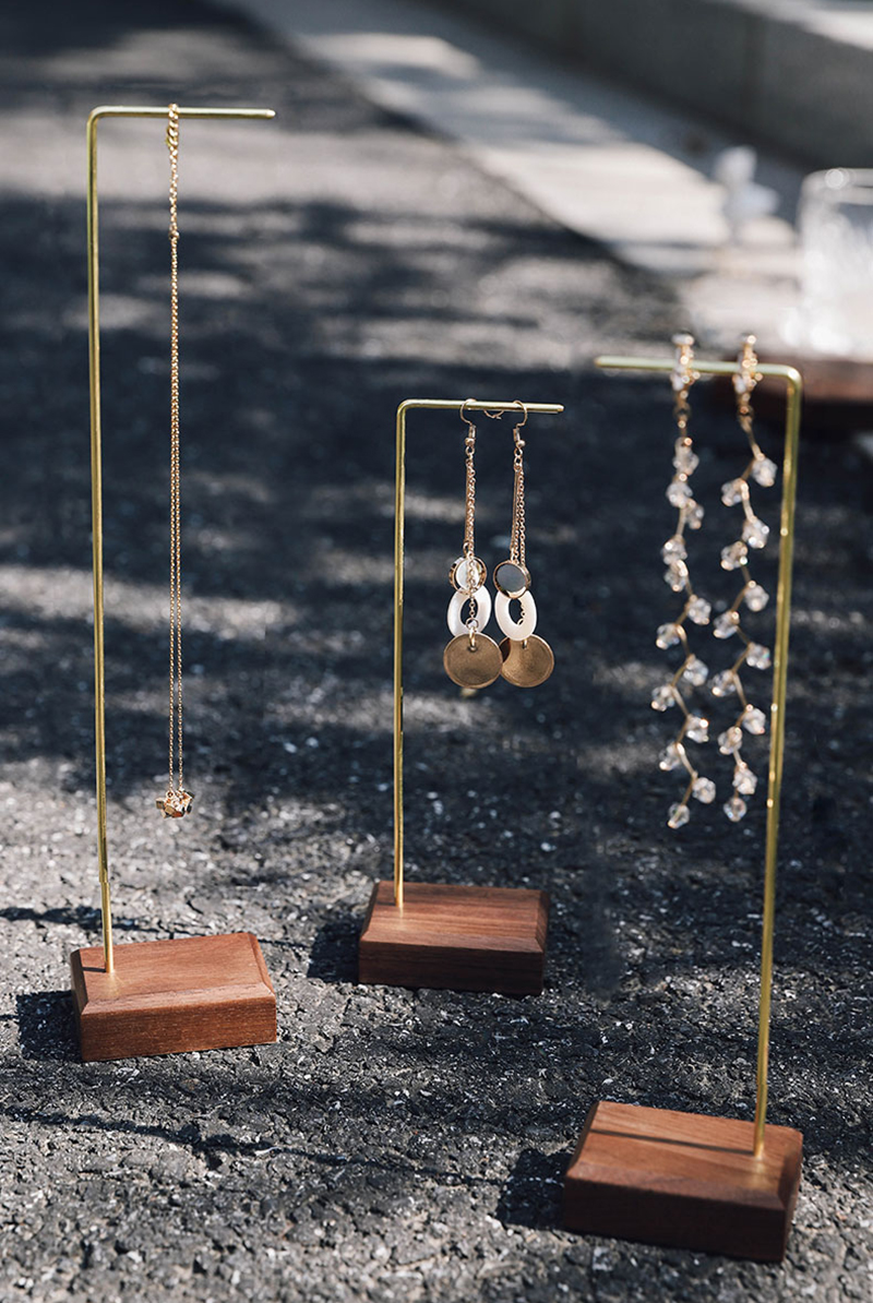 Wooden and metal necklace holders bracelet stand for jewelry chain holders earring organizer jewellery display case Hanging