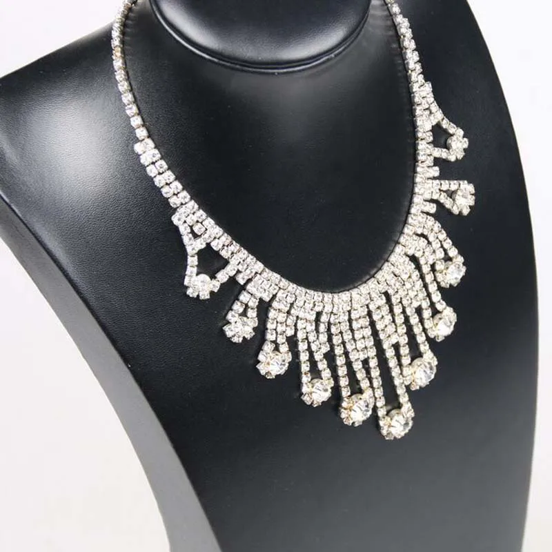 New Design Black PU Leather Jewelry Necklace Stand Pendants Display Bust Choker Holder Jewellery Rack Show 3 Options Model