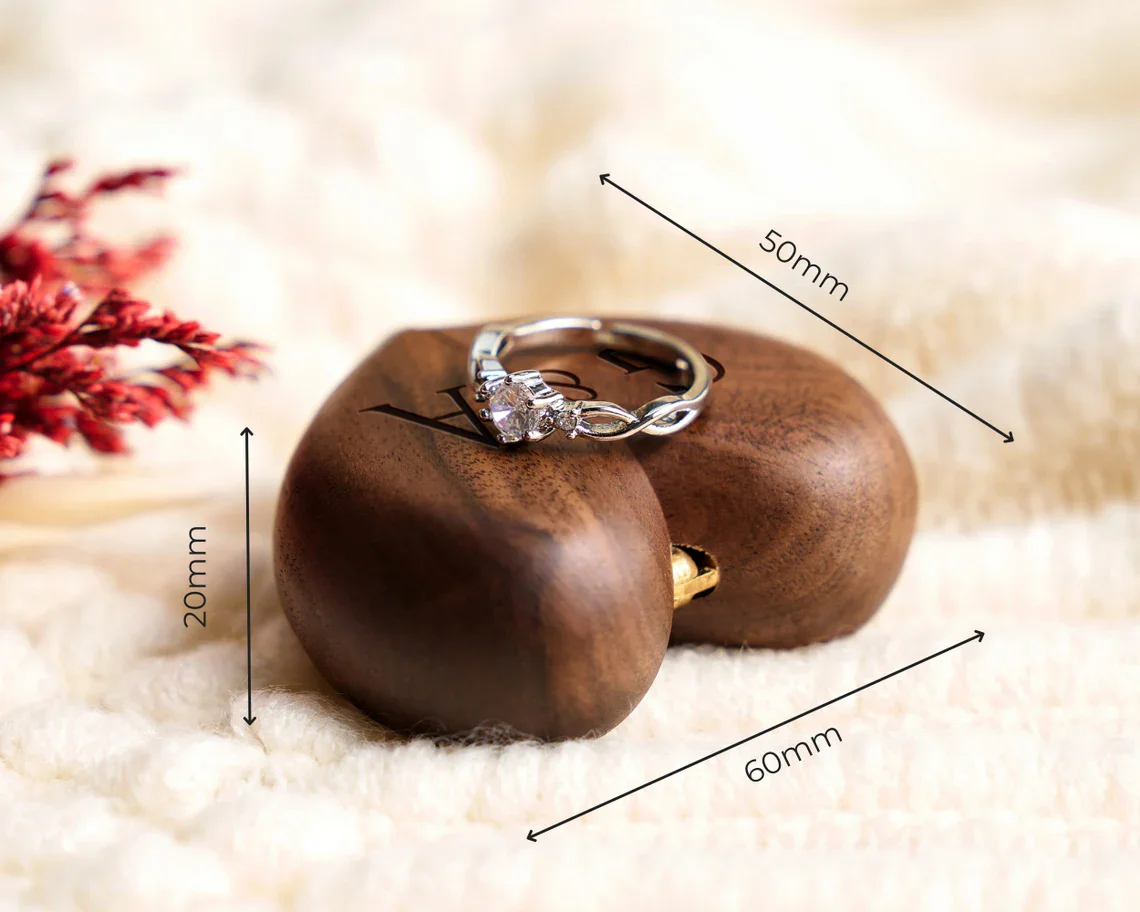 Free Engraving of Name Heart-shaped Wood Proposal Ring Box Jewellery Gift Wedding Valentine Jewelry Storage Organizer Ring Box