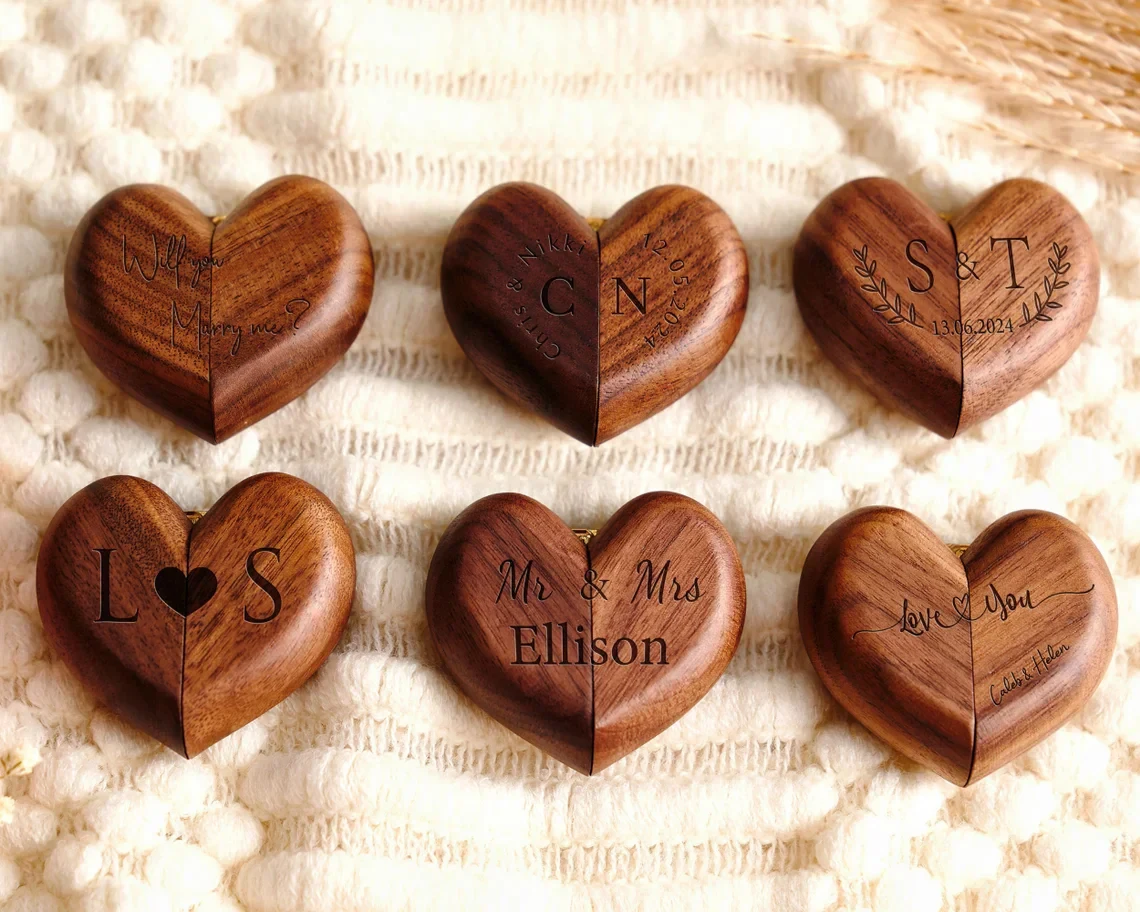 Free Engraving of Name Heart-shaped Wood Proposal Ring Box Jewellery Gift Wedding Valentine Jewelry Storage Organizer Ring Box