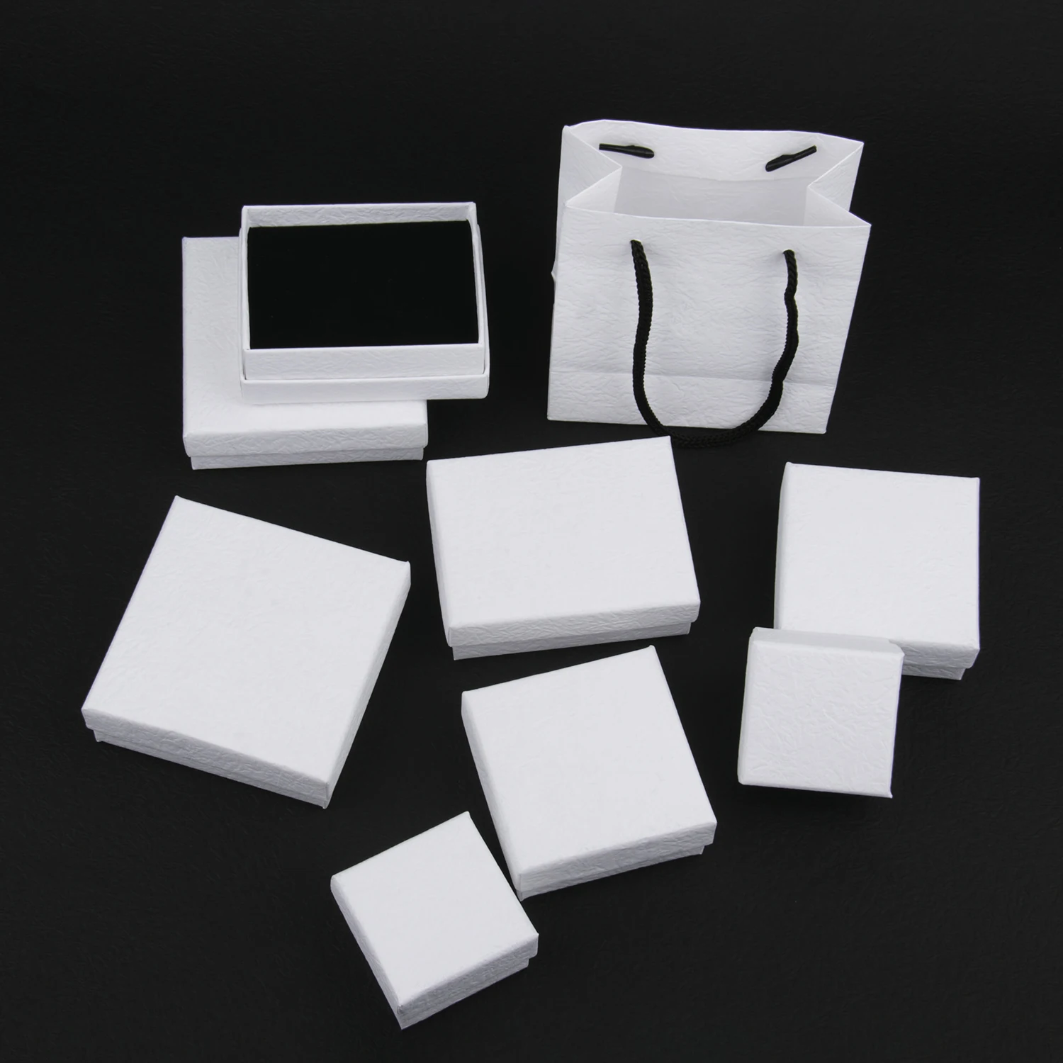 Wholesale 1PC Paper Jewelry Box Bracelet Necklace Ring Earring Box Handmde Kraft Wedding Gifts Packaging Box Jewelry Accessories