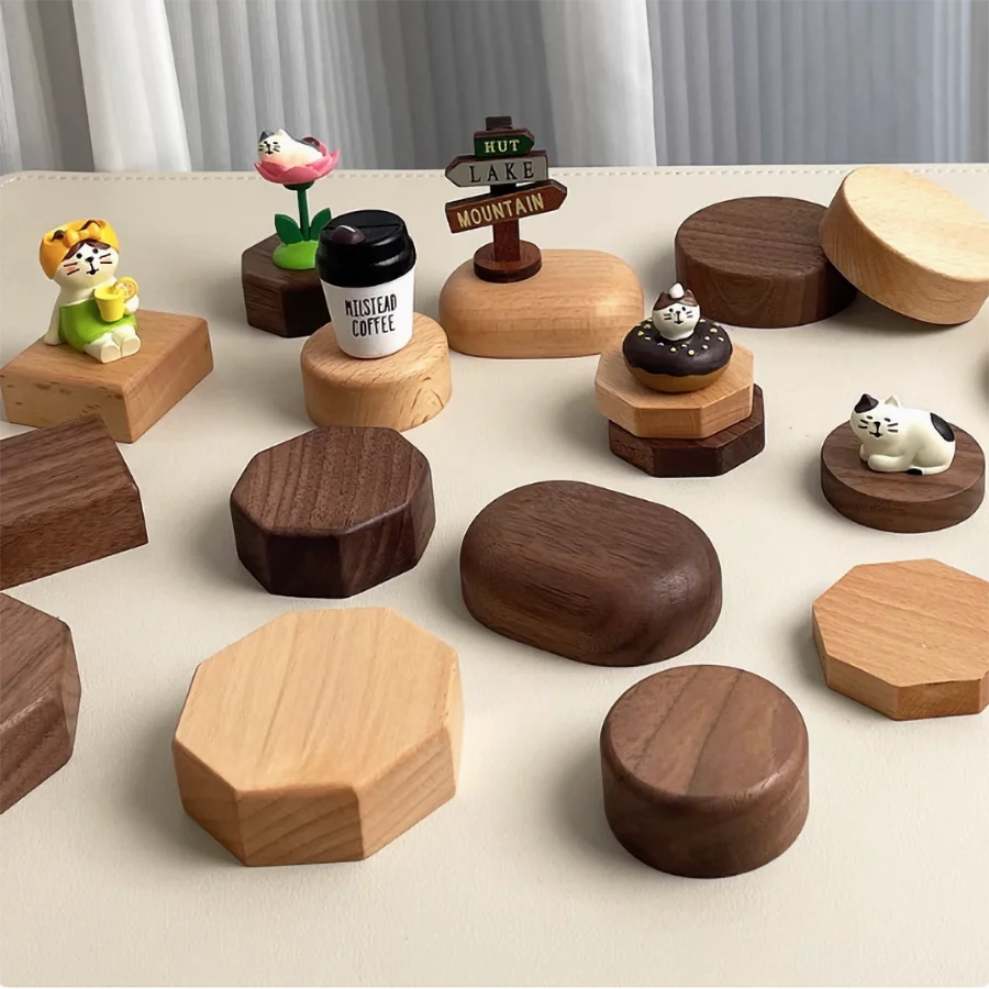 Wood Jewelry Display Stand Walnut Figure Doll Organizer, Handmade Mini Beech Figurines Blind Box Base Cosmetics Ring Holder