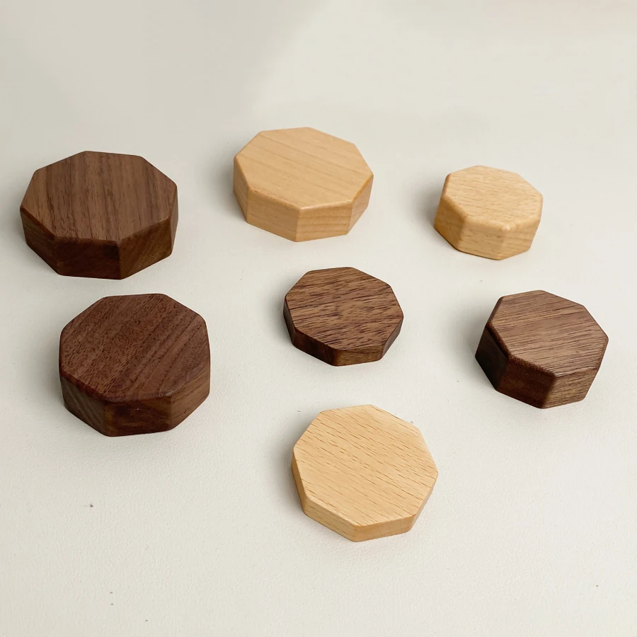 Wood Jewelry Display Stand Walnut Figure Doll Organizer, Handmade Mini Beech Figurines Blind Box Base Cosmetics Ring Holder