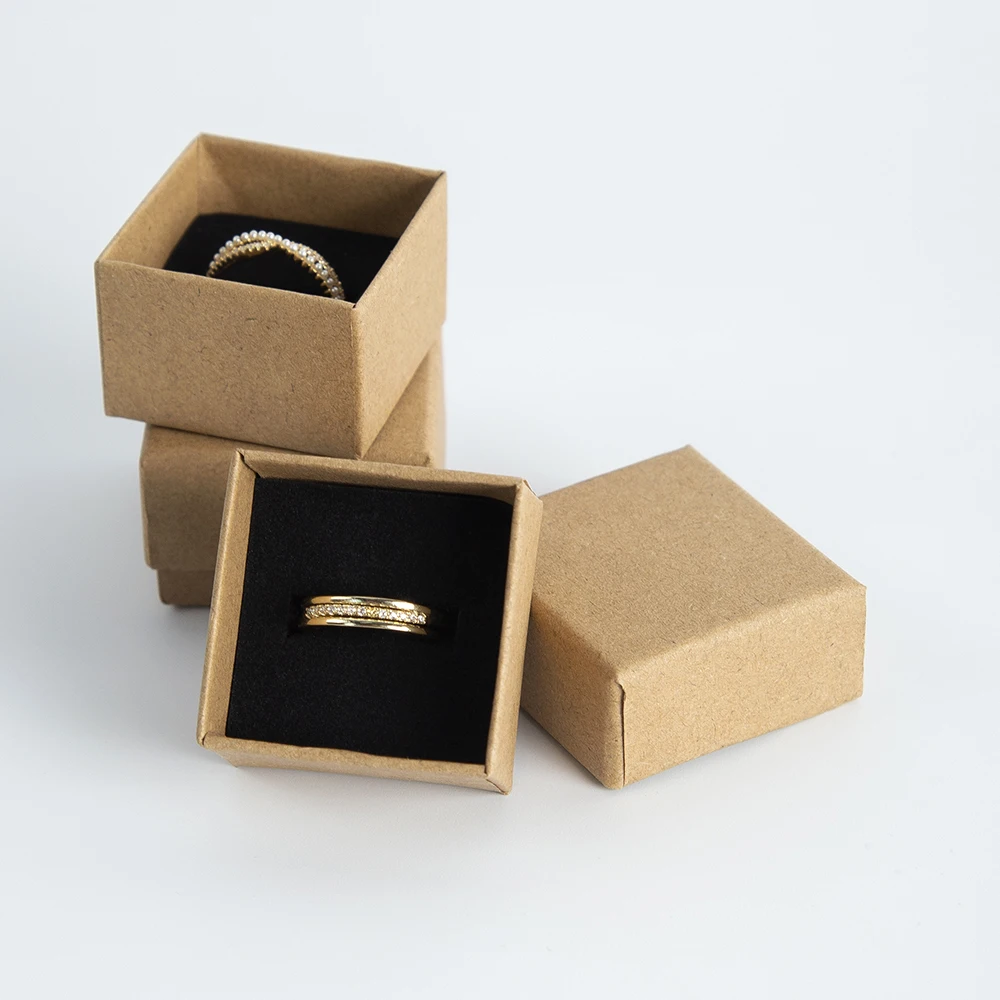 10pcs Kraft 4x4x3cm Rings Jewelry Box Brown Organizer Carton Cardboard Travel Jewelry Gift Packaging Box Case With Sponge Inside